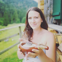 Elisabeth Dullnigg, Aromaberaterin bei feeling in Niederösterreich