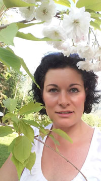 Marina Hönegger, Aromaberaterin bei feeling in Salzburg